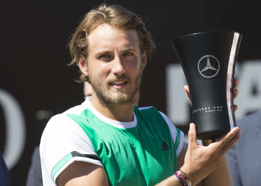 Lucas Pouille a remport le tournoi de Stuttgart, dimanche 18 juin.