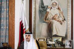 L’émir du Qatar, le cheikh Tamim Ben Hamad Al-Thani, lors de sa première allocution télévisée depuis le début de la crise diplomatique avec trois des pays du Golfe (Arabie saoudite, Emirats arabes unis, Bahreïn) et l’Egypte, à Doha, le 21 juillet 2017.