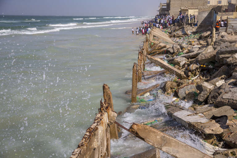 La Langue de Barbarie, touchée par l’érosion côtière, le 3 février à Saint-Louis (Sénégal).