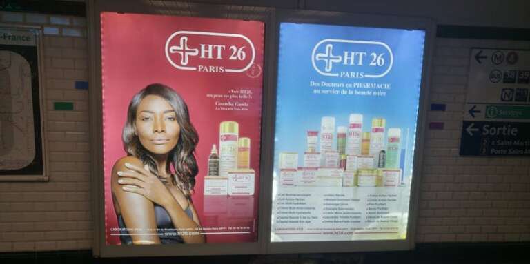 Publicité pour les produits HT 26 conçus « pour les peaux noires et métissées » dans le métro parisien, à la station Château-d’eau, le 24 avril 2018.