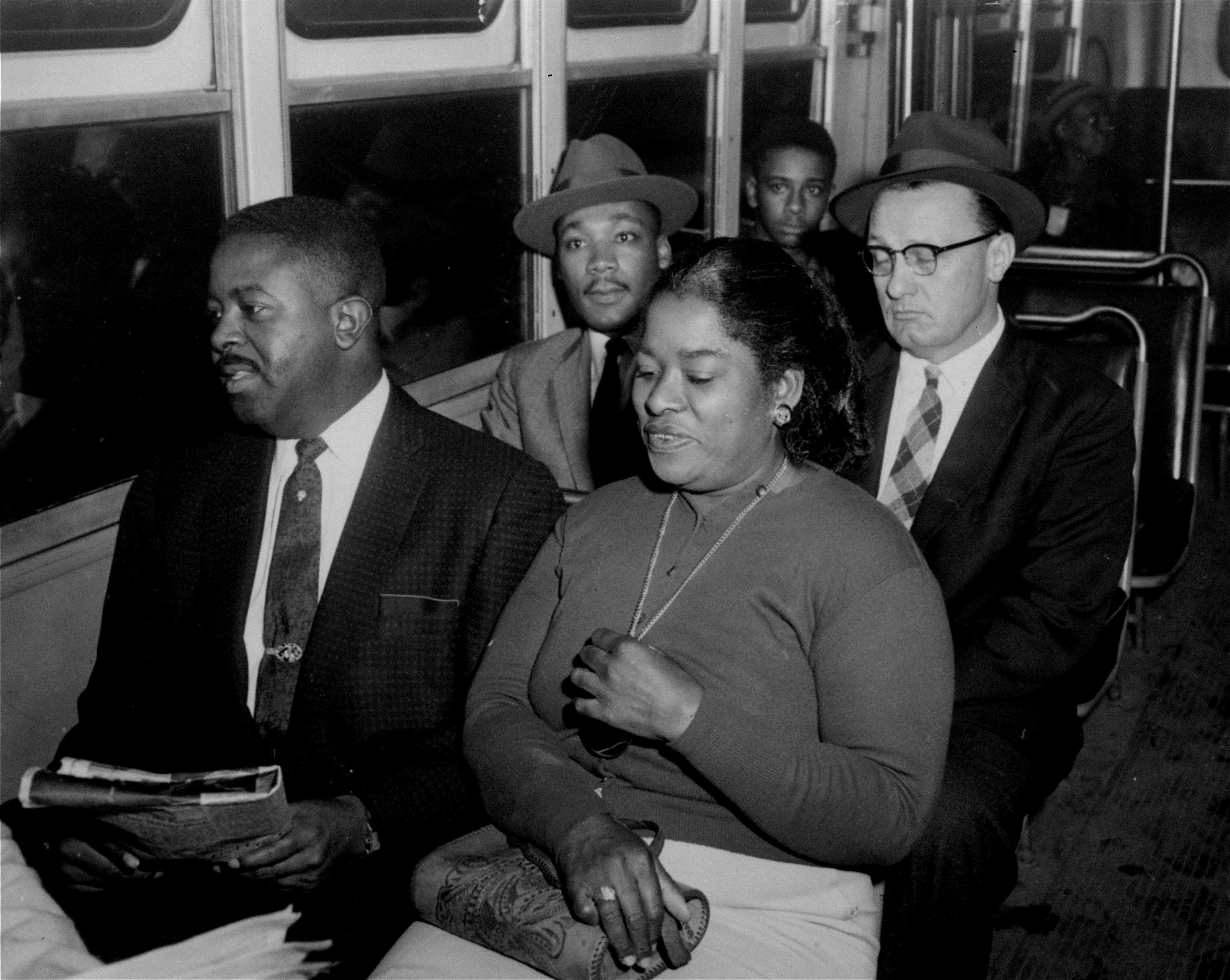 Rosa Parks Pionni re Des Droits Civiques rosa-parks-pionni-re-des-droits-civiques
