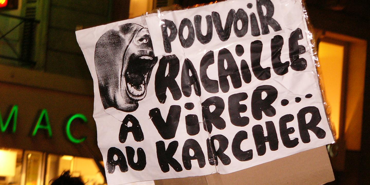 les-racailles-de-france-affichent-leur-col-re