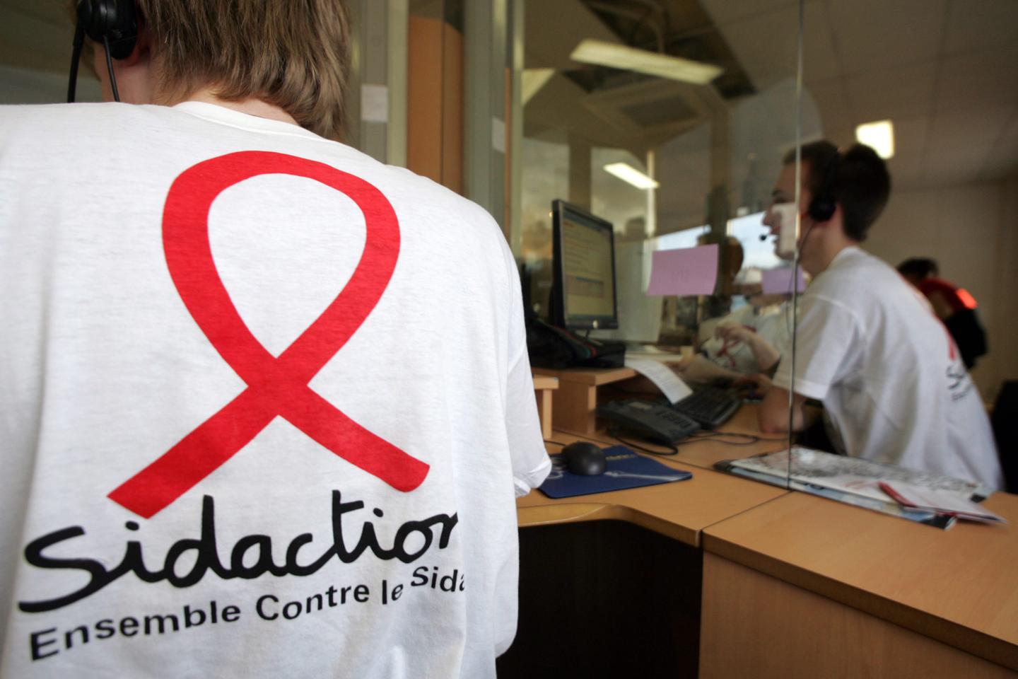 Sidaction 2025は「A Cry of Alarm」を開始したいと考えていますが、ドナルドトランプによって決定された予算削減はエイズとの戦いを脅かしています
