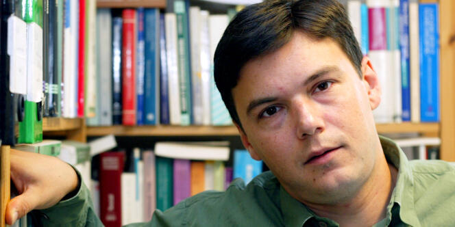L'économiste Thomas Piketty, ici en 2003, est professeur à l'école d'économie de Paris.