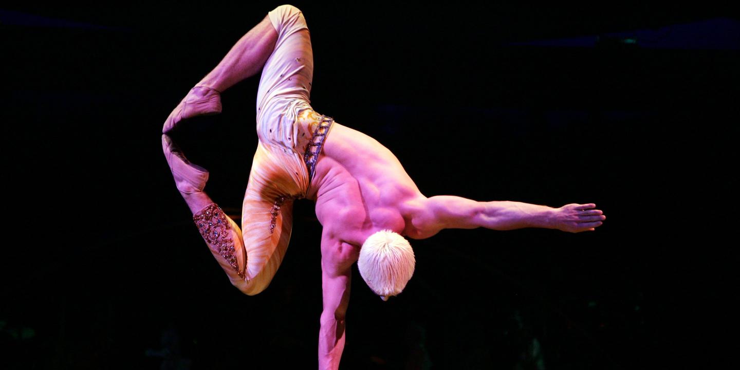 Photo Ancienne De Cirque - Acrobate, Tirage Original US D'avant 1950