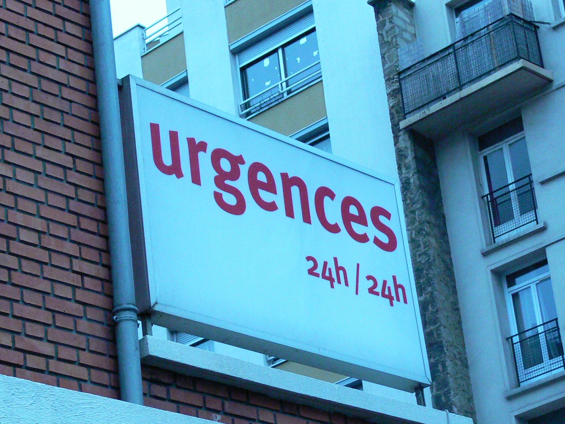 A l'hôpital SaintJoseph, les urgentistes réclament la reconnaissance de leur travail