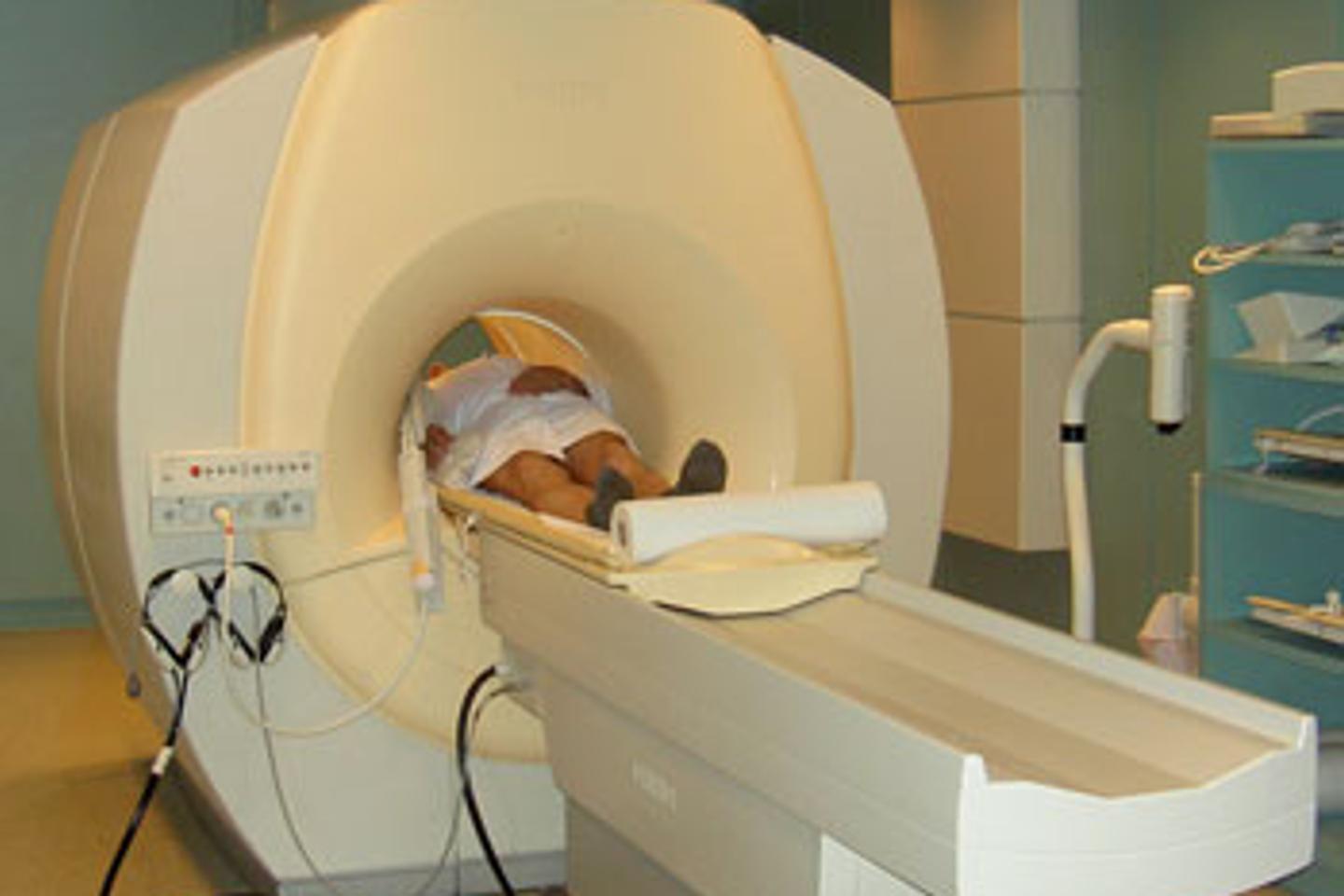 Une IRM "ouverte" à tous les patients — free download