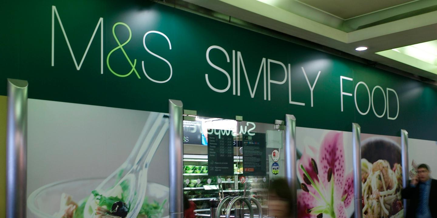 Mark And Spencer Gare De L Est Marks & Spencer entre dans les gares de France