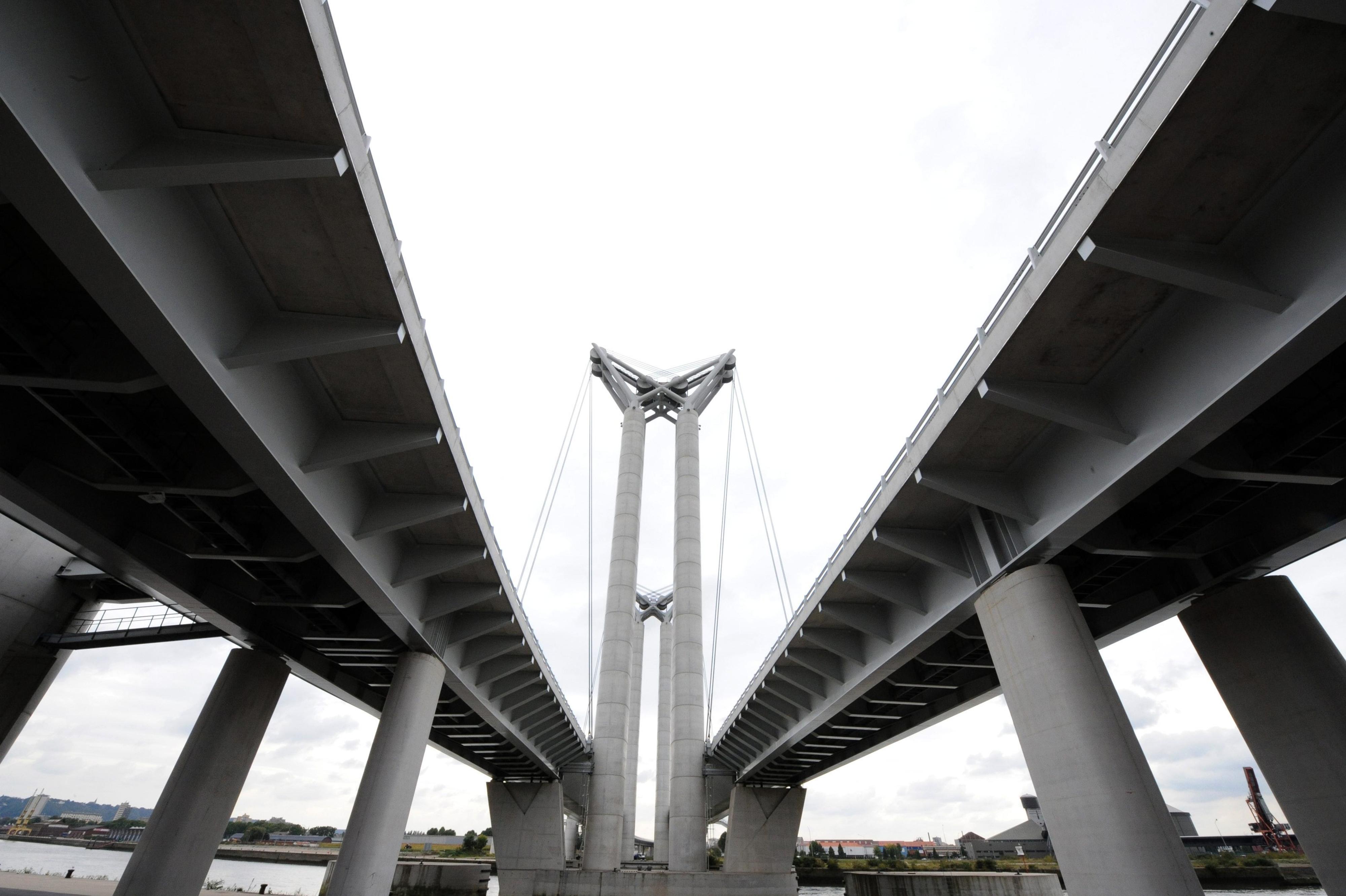 Rouen inaugure le plus haut pont levant d'Europe