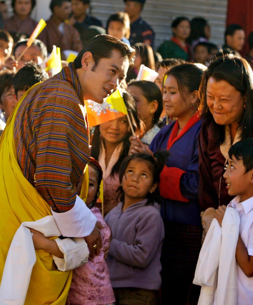 Le Bhoutan couronne son nouveau roi, le plus jeune du monde