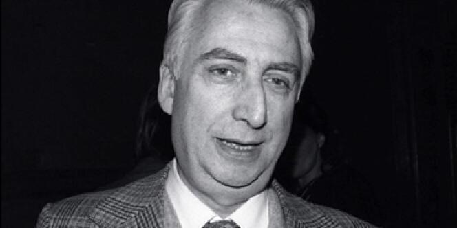 Roland Barthes, en juin 1977 à Paris. 
