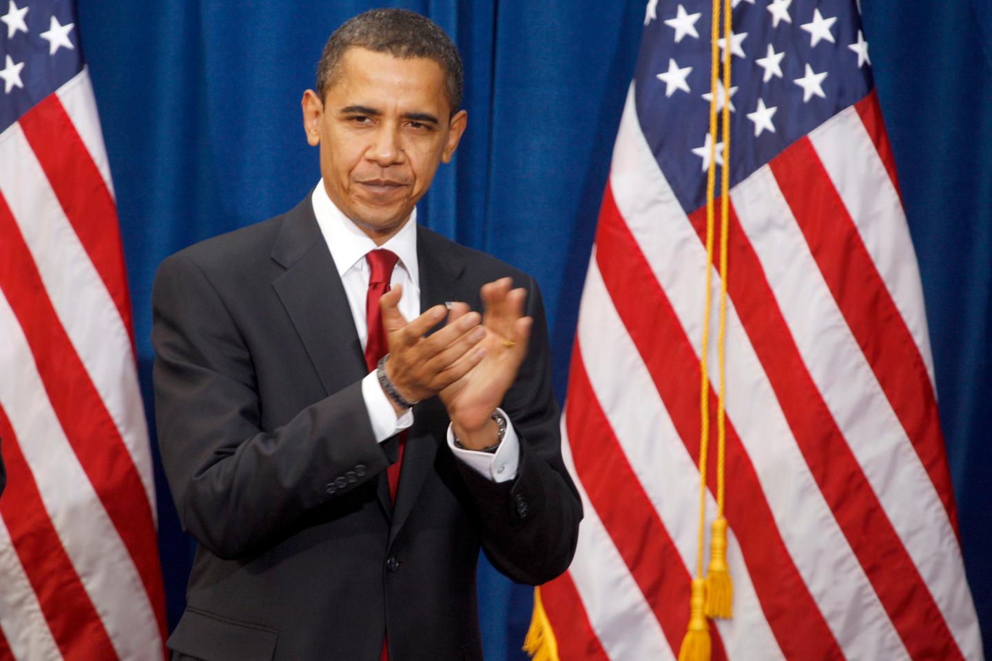 Obama signe un plan de relance de 787 milliards de dollars