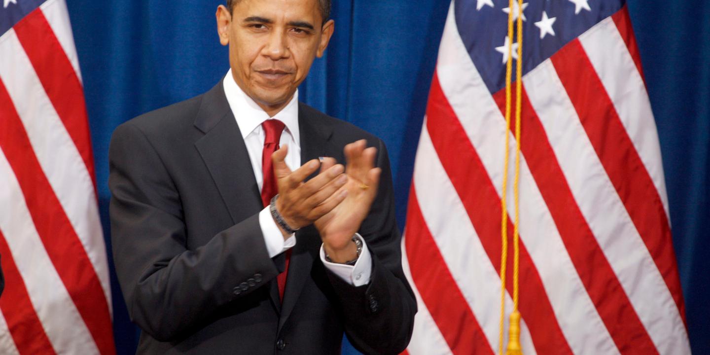 Obama signe un plan de relance de 787 milliards de dollars