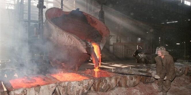 Au total, l'agence Reuters estime que l'excédent de cuivre sera de 172 000 tonnes en 2013 et de 366 000 tonnes en 2014.