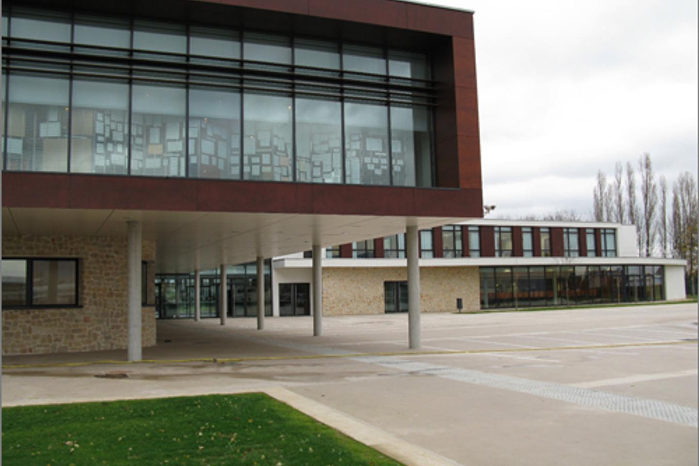 Collège numérique pour cours interactifs