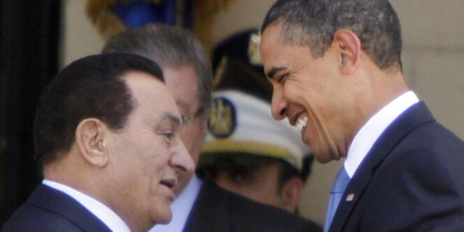 Le président américain, Barack Obama, accueilli, le 4 juin 2009, au Caire, par son homologue égyptien, Hosni Moubarak.