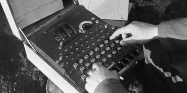 Une machine Enigma, utilisée par l'armée allemande pour crypter ses communications durant la seconde guerre mondiale.
