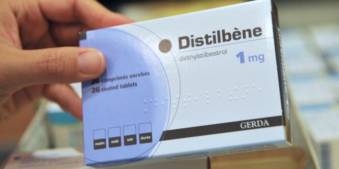 Le Distilbène est un médicament prescrit aux femmes enceintes en France entre 1948 et 1977 pour empêcher les fausses couches.