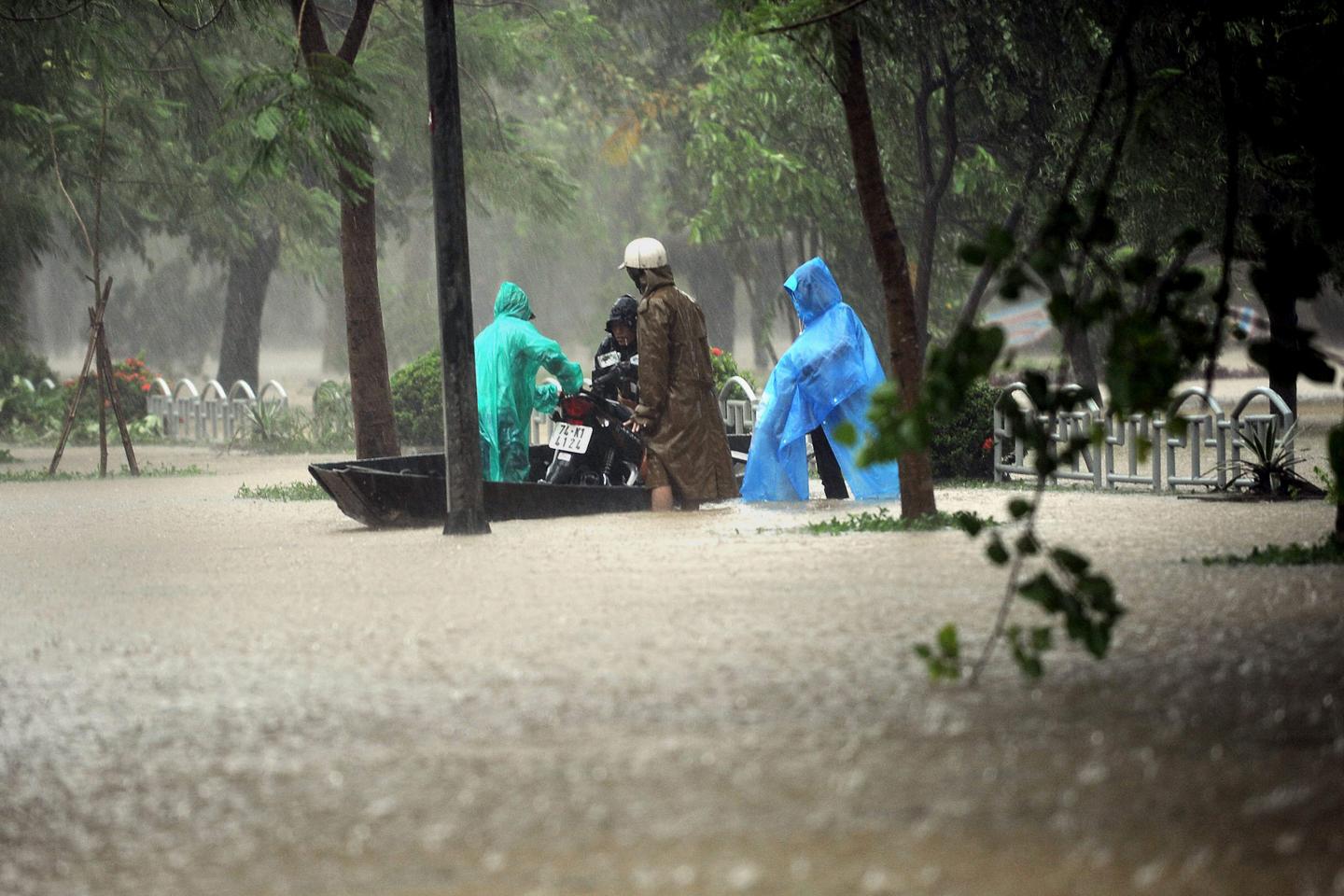 Après les Philippines, le typhon Ketsana fait 31 morts au Vietnam