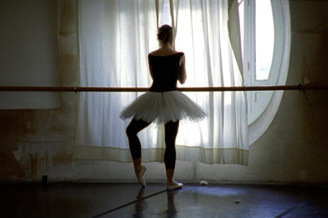 Une scène du film documentaire franco-américain de Frederick Wiseman, « La Danse, le Ballet de l'Opéra de Paris », sorti en salle mercredi 7 octobre 2009.