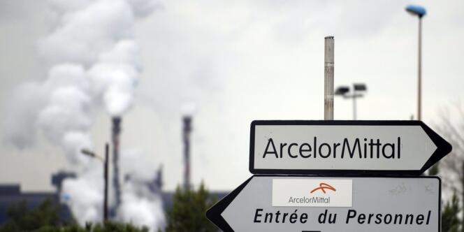 La direction du groupe métallurgique ArcelorMittal a annoncé mardi la prolongation de l'arrêt de deux installations importantes de son usine de Schifflange.