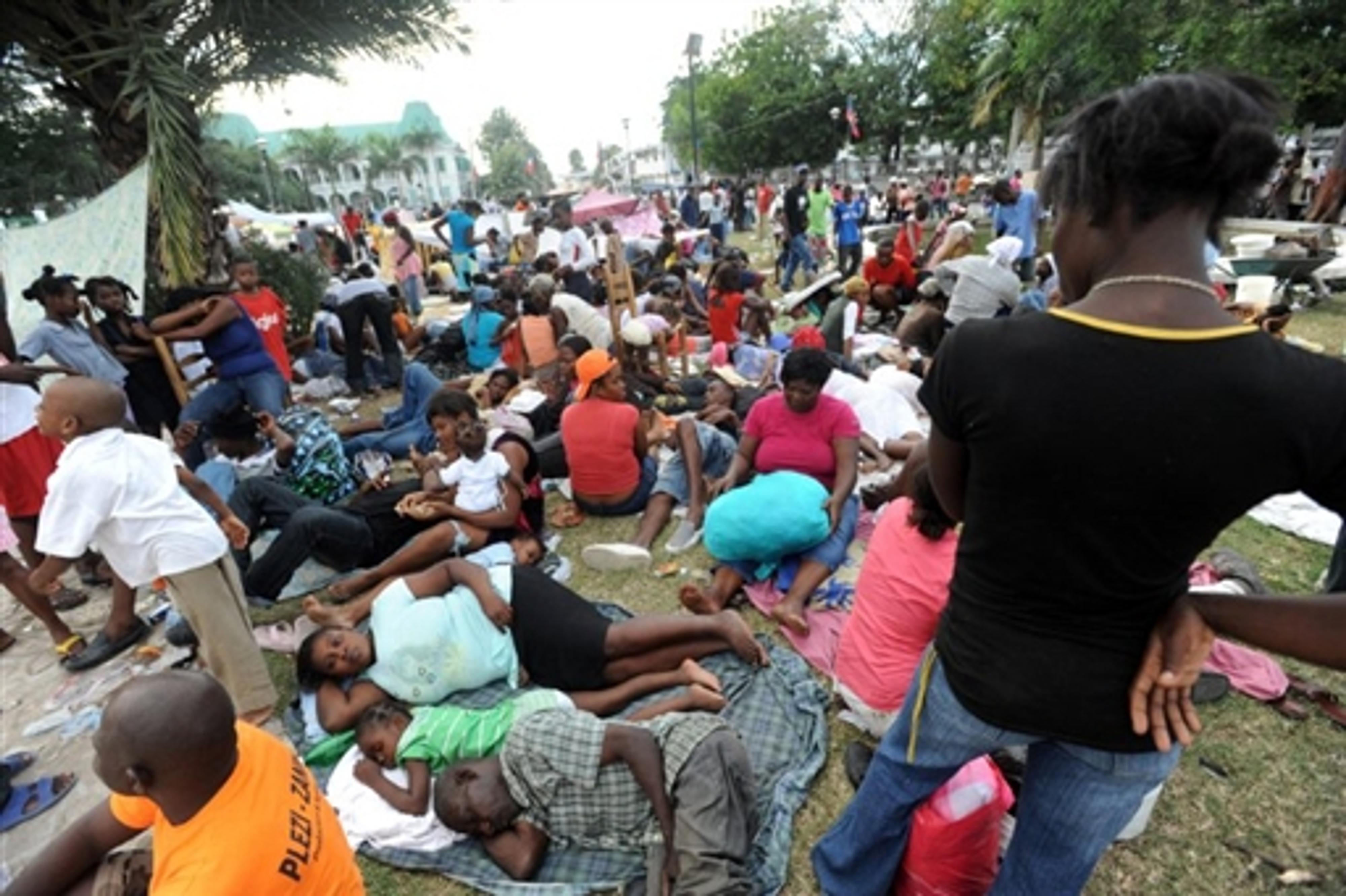 En Haïti, les camps de fortune se multiplient