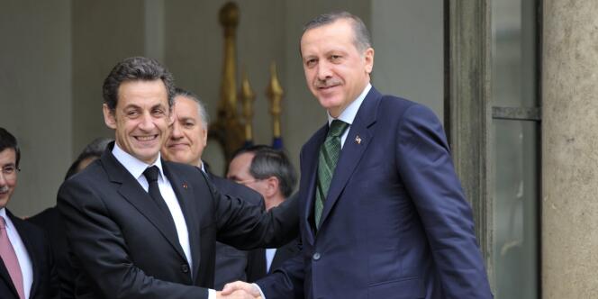 Nicolas Sarkozy et le premier ministre turc Recep Tayyip Erdogan, le 7 avril 2010.