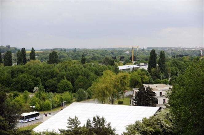 Vue d'ensemble du plateau de Saclay, en mai 2010, qui devrait accueillir un campus francilien d'excellence.