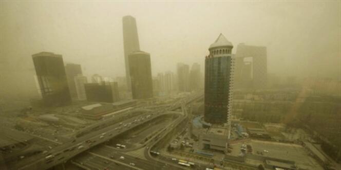 La pollution de l'air dans le pays asiatique provoque 1,3 million de morts prématurées par an dues aux maladies respiratoires, selon une récente étude de la revue 