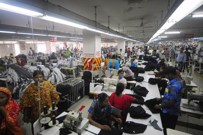 Une usine de textile au Bangladesh, en juin 2010.