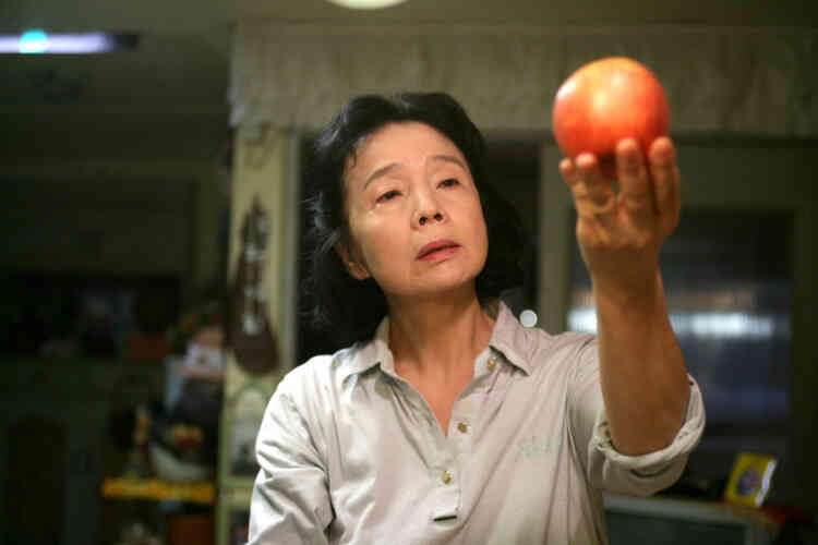 Une image du film sud-coréen de Lee Chang-dong, "Poetry", en compétition au 63e Festival de Cannes.