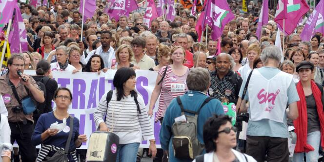 Les manifestants parisiens étaient entre 80 000 et 270 000 à défiler contre la réforme des retraites.