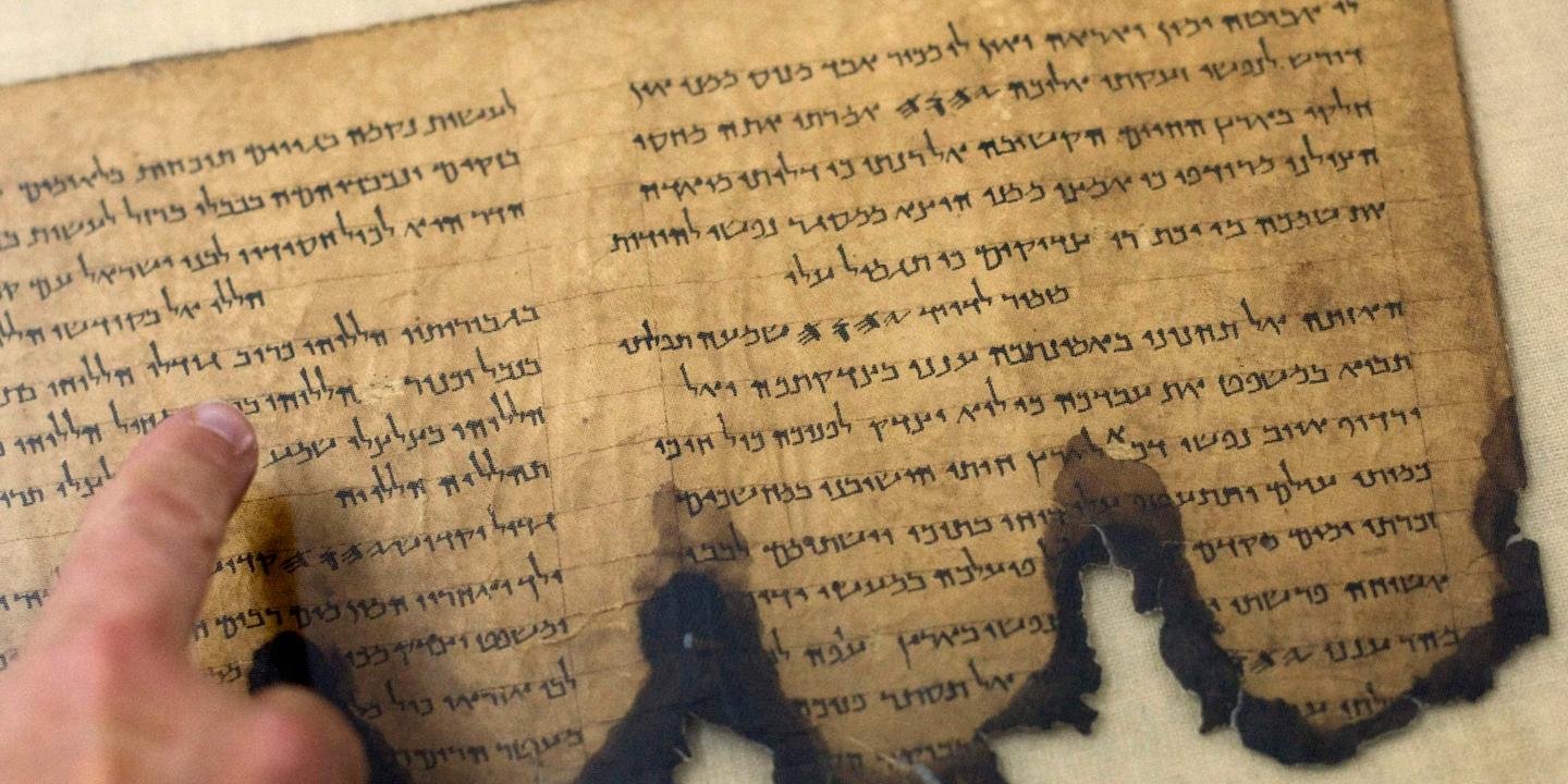 Que Disent Les Manuscrits De La Mer Morte