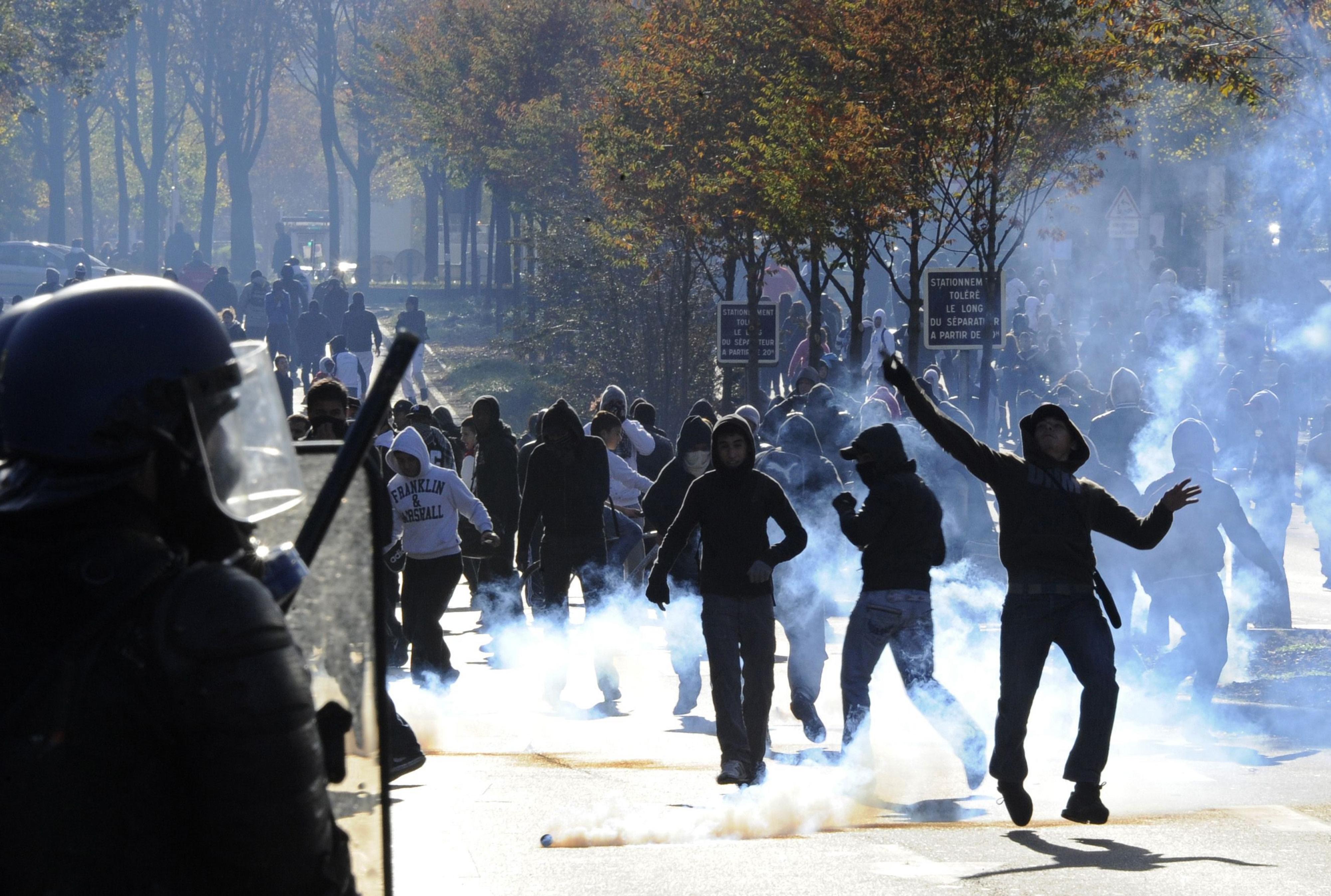 L'apparition de violences dès le début d'une mobilisation est un ...