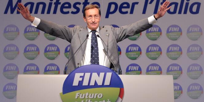 Le président de la Chambre des députés italiens et leader du parti Avenir et liberté, Gianfranco Fini, le 7 novembre à Pérouse.