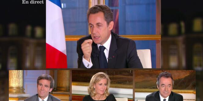 Nicolas Sarkozy lors d'un entretien télévisé le 16 novembre 2010.