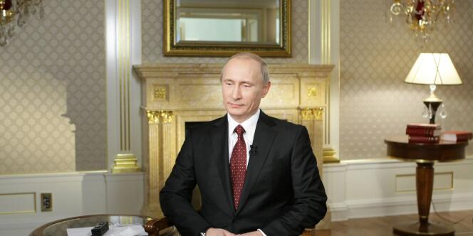 Vladimir Poutine, le 30 bovembre 2010, à Moscou, lors d'une interview accordée à CNN.
