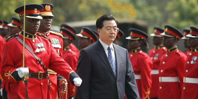 Le président chinois, Hu Jintao, à Nairobi le 28 avril 2006.