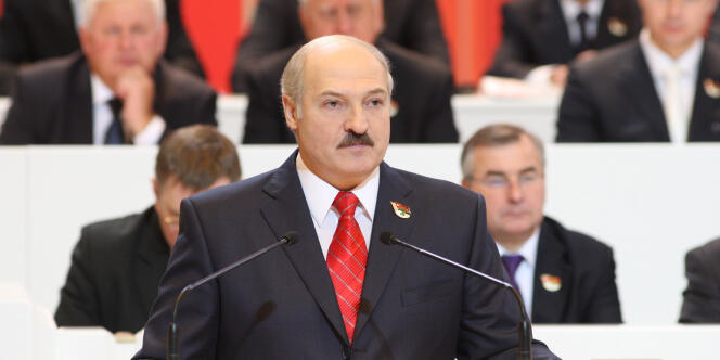 Alexandre Loukachenko, ancien directeur de kolkhoze, est au pouvoir en Biélorussie depuis 2004.