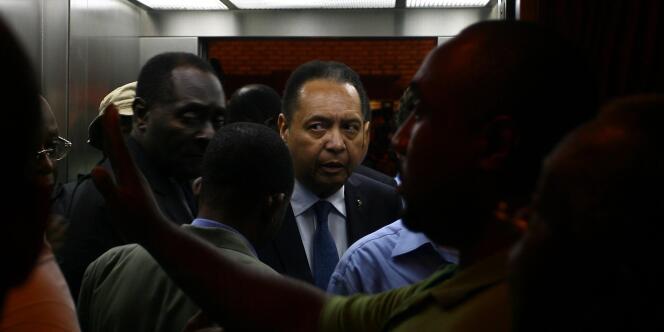 D'autres personnes se préparent à déposer des plaintes contre l'ex-dictateur revenu dimanche en Haïti après 25 ans d'exil en France. 