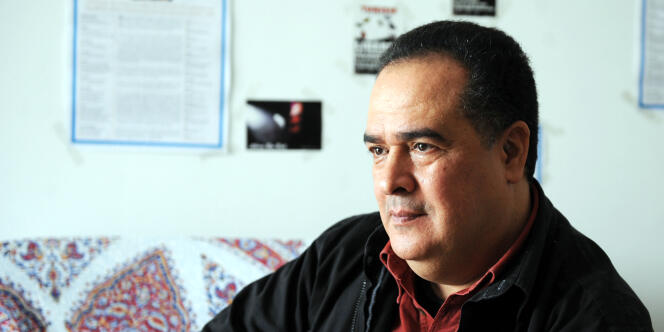 Le journaliste Taoufik Ben Brik est candidat à l'élection présidentielle tunisienne.