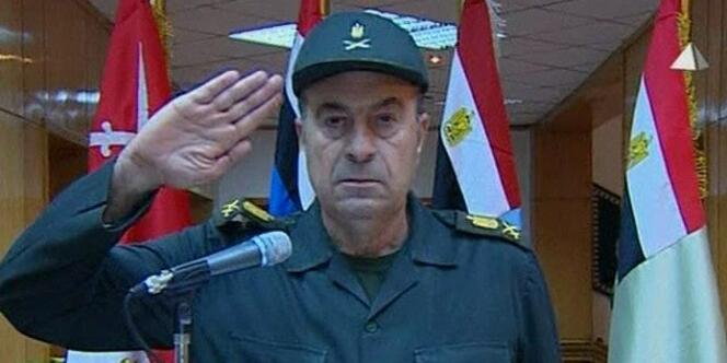 Le général Reda Mahamoud Hafez Mohamed, membre du Conseil suprême des forces armées, lors d'une apparition télévisée vendredi 11 février.