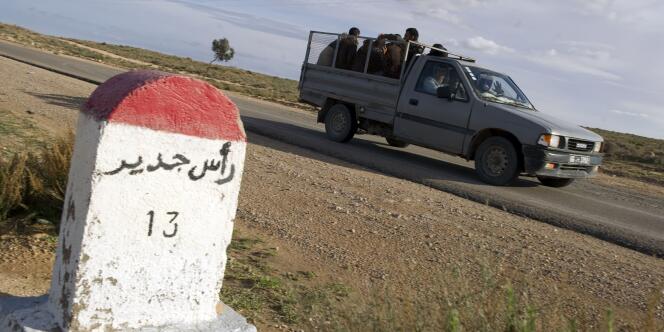 Une centaine de Tunisiens enlevés par un groupe armé en Libye ont été relâchés.