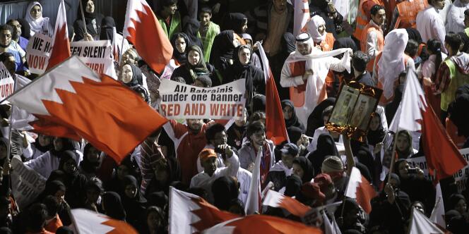 Des manifestants à Manama le 2 mars.