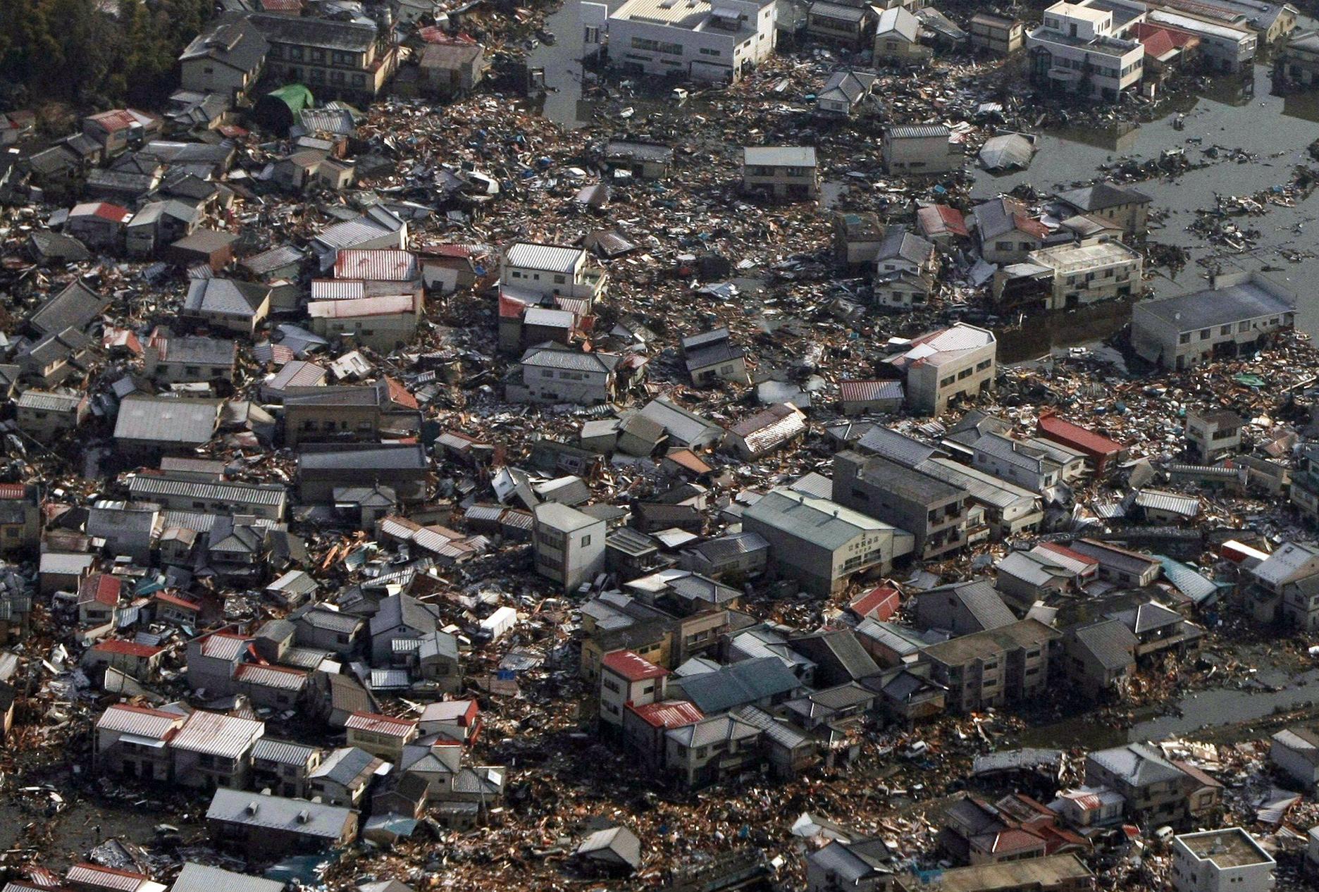 Tsunami au Japon Les dégâts vus du ciel