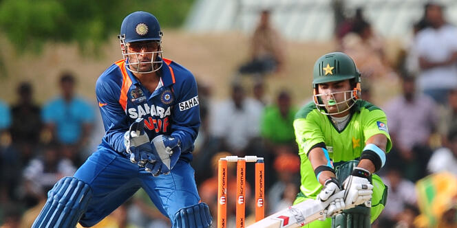 India and Pakistan will try to qualify for the Cricket World Cup final on Wednesday.