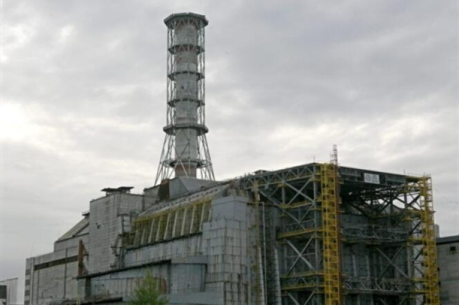 Le chantier du sarcophage de Tchernobyl, le 17 septembre 2007.