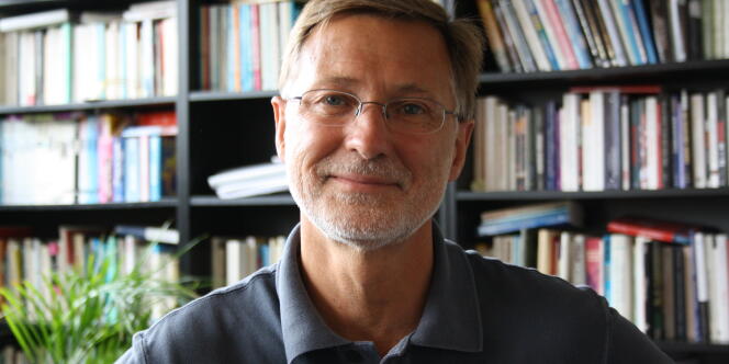 Didier Billion est directeur des publications à l'Institut des relations internationales et stratégiques, spécialiste du Proche-Orient.