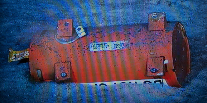 La boîte noire du vol Rio-Paris du 1er juin 2009, retrouvée au fond de l'océan par les enquêteurs du BEA.