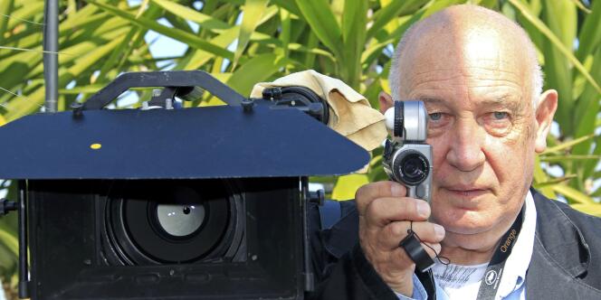 Le cinéaste et photographe Raymond Depardon au Festival de Cannes, le 12 mai 2011.